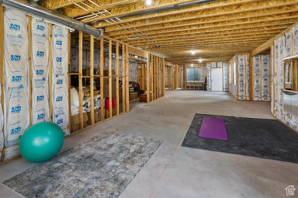 Misc room with concrete floors