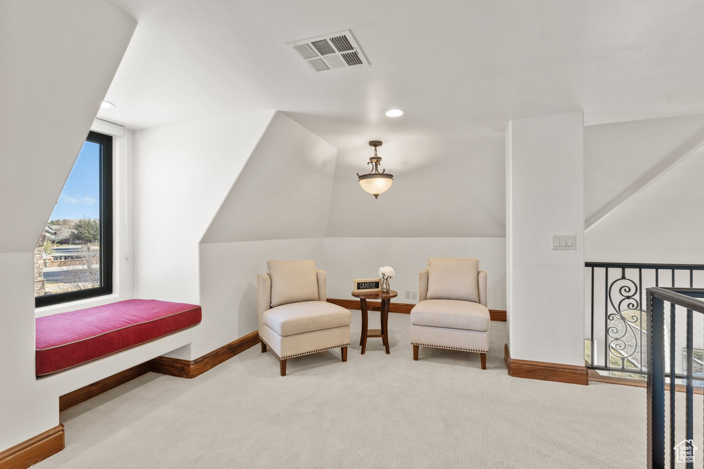 Sitting room with carpet, visible vents, baseboards, and recessed lighting