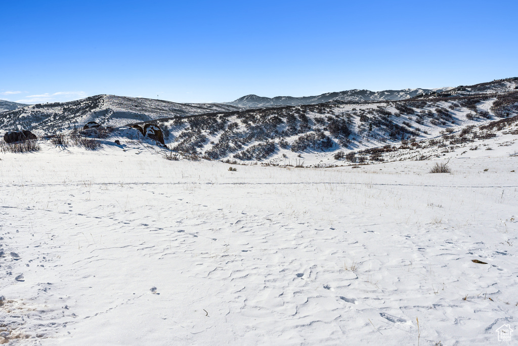 View of mountain feature