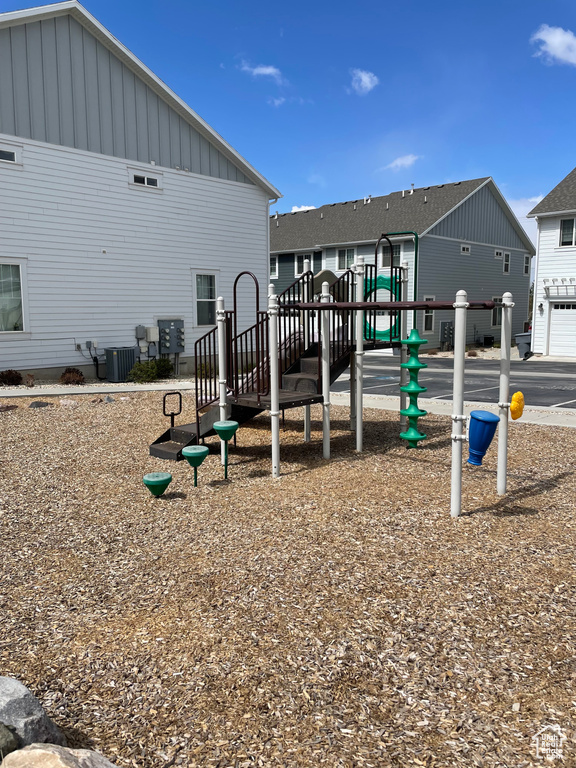 279 E GRACE LN North Salt Lake, UT 84054