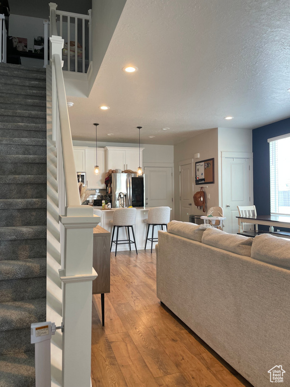 279 E GRACE LN North Salt Lake, UT 84054