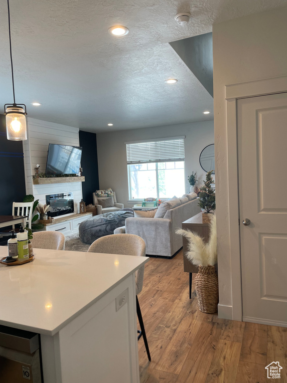 279 E GRACE LN North Salt Lake, UT 84054