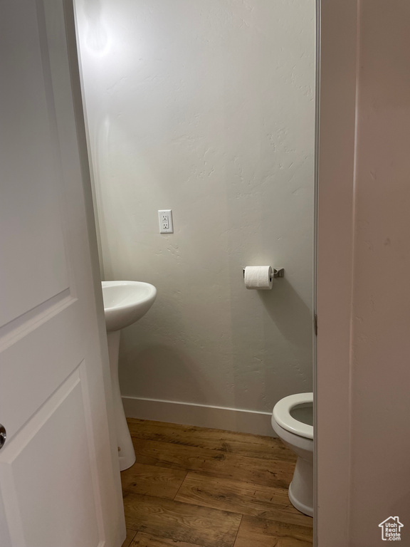 279 E GRACE LN North Salt Lake, UT 84054