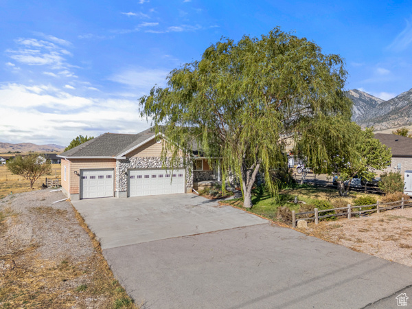 Photo 39 for MLS #2082956 at 565 E Platt Ln #1
