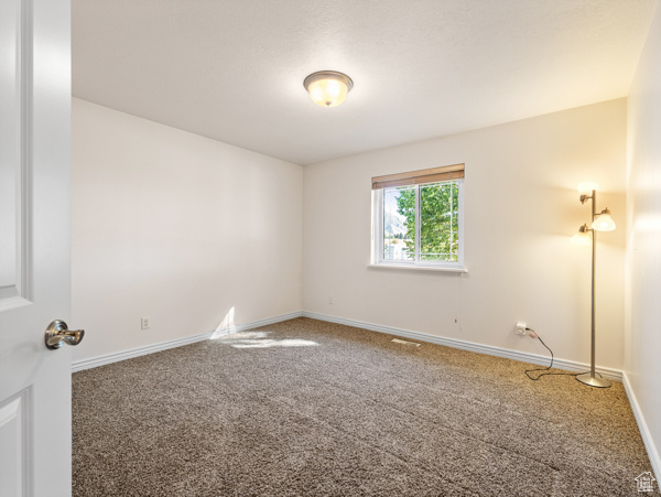 Photo 13 for MLS #2082956 at 565 E Platt Ln #1
