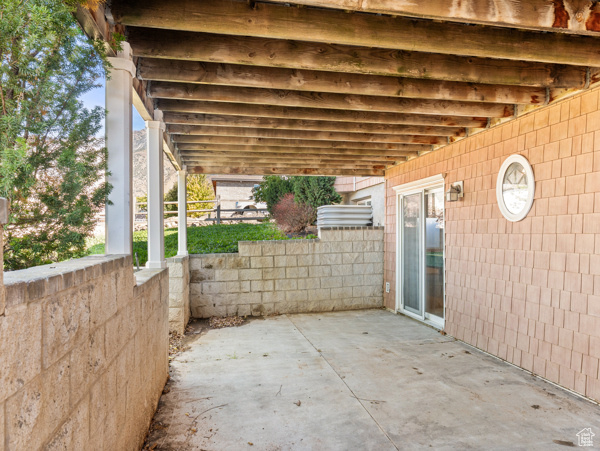 Photo 37 for MLS #2082956 at 565 E Platt Ln #1