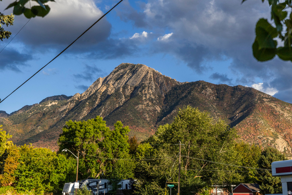 4442 S HOLLADAY PARK LN Holladay, UT 84124