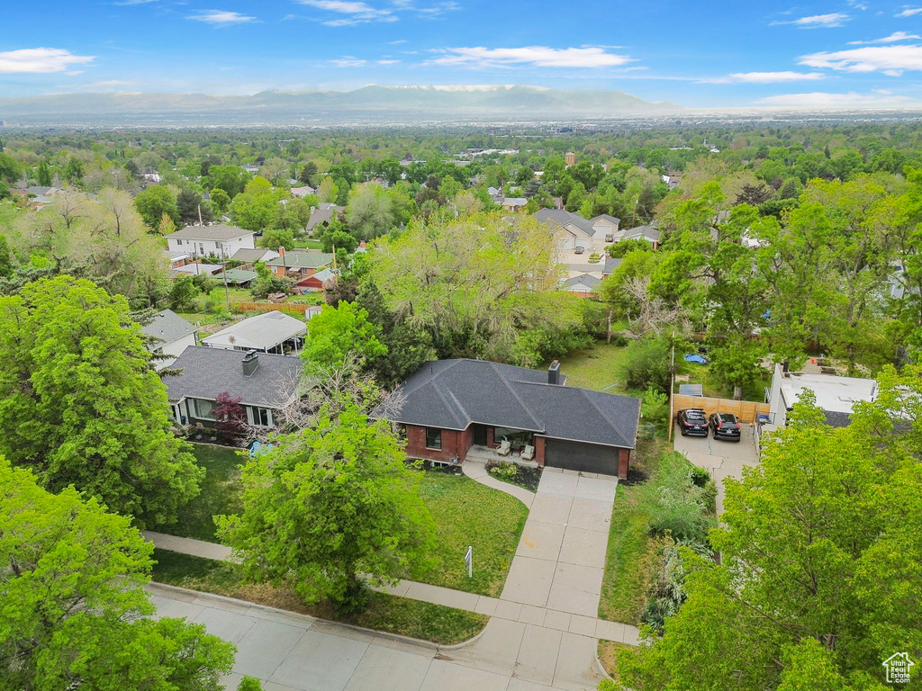 Aerial view with a mountain view and a residential view