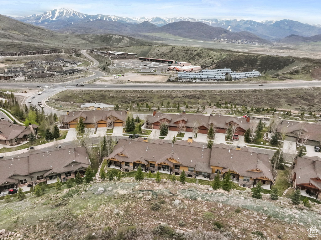 Bird\'s eye view with a residential view and a mountain view
