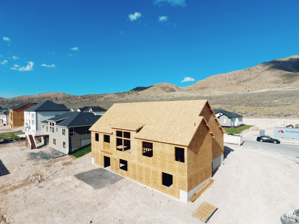 Aerial view with a residential view and a mountain view