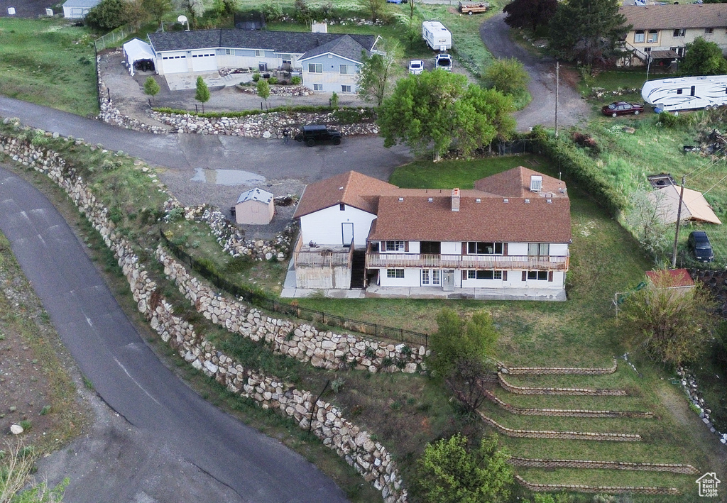 Aerial view of property and surrounding area