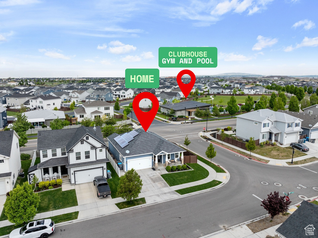 Birds eye view of property featuring a residential view