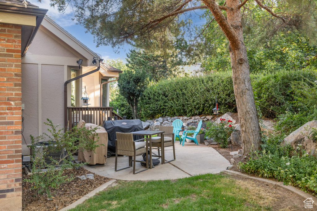 4760 S MEADOW CREEK LN Ogden, UT 84403