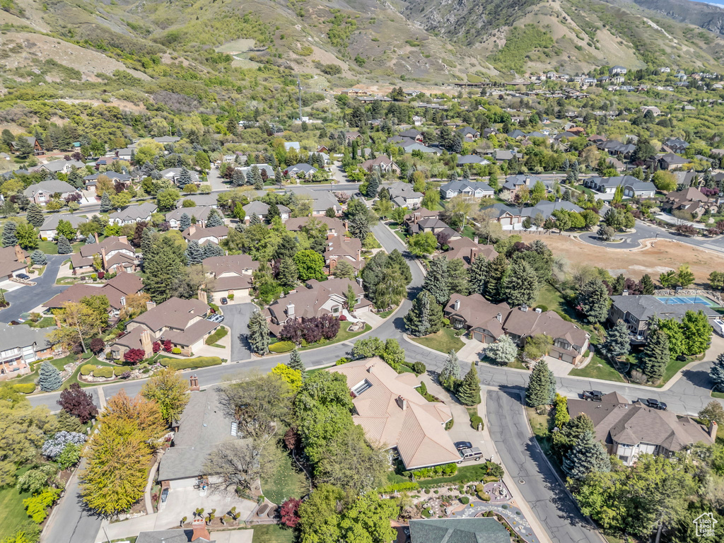Drone / aerial view featuring a residential view and a mountain view