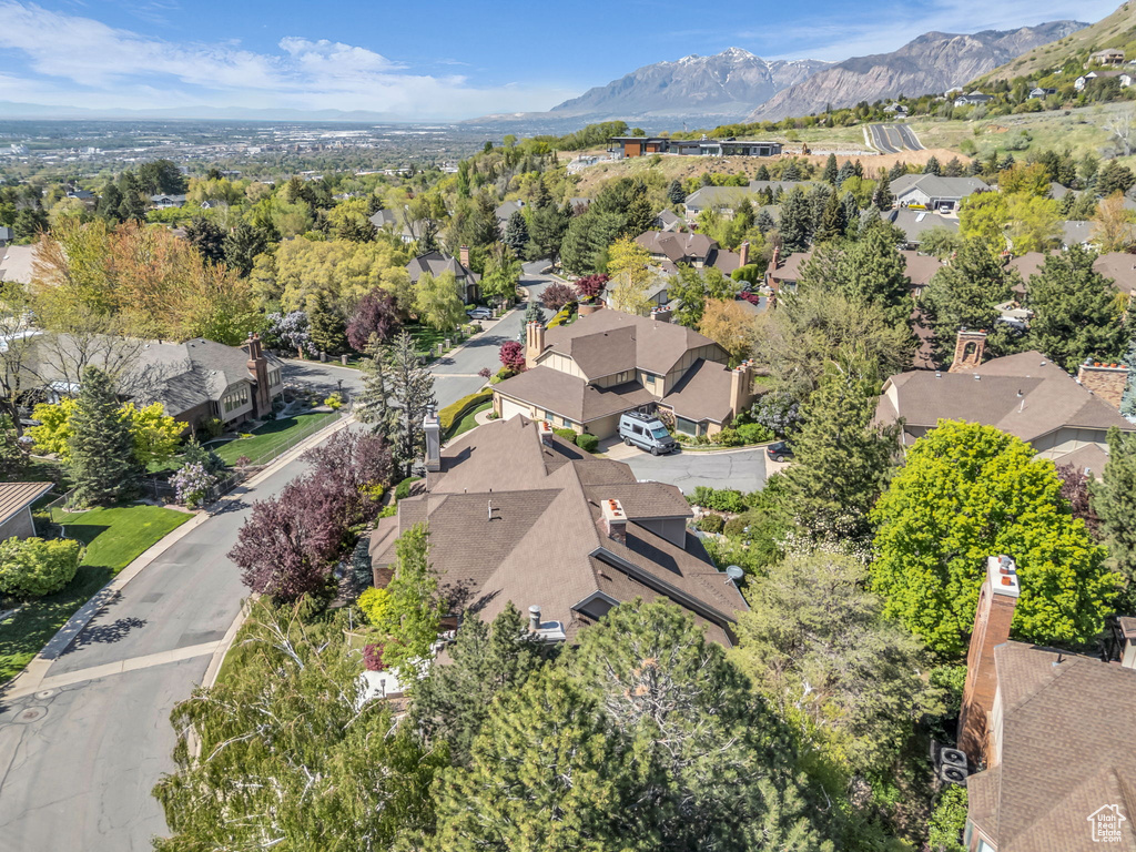 Aerial view with a mountain view and a residential view