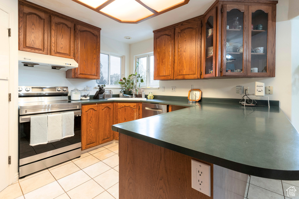 661 E CENTER ST Providence, UT 84332