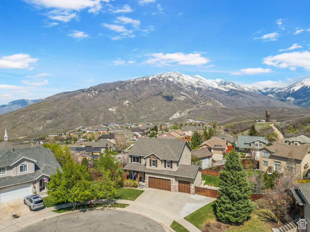 View of mountain feature featuring a residential view