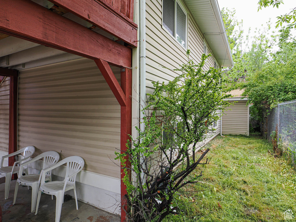 View of side of home