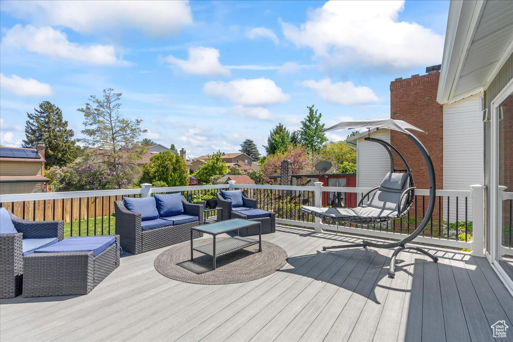 Deck with outdoor lounge area