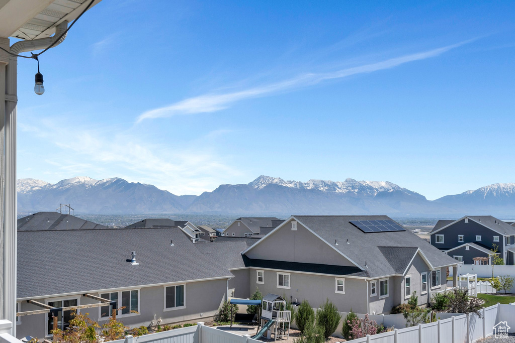Mountain view featuring a residential view