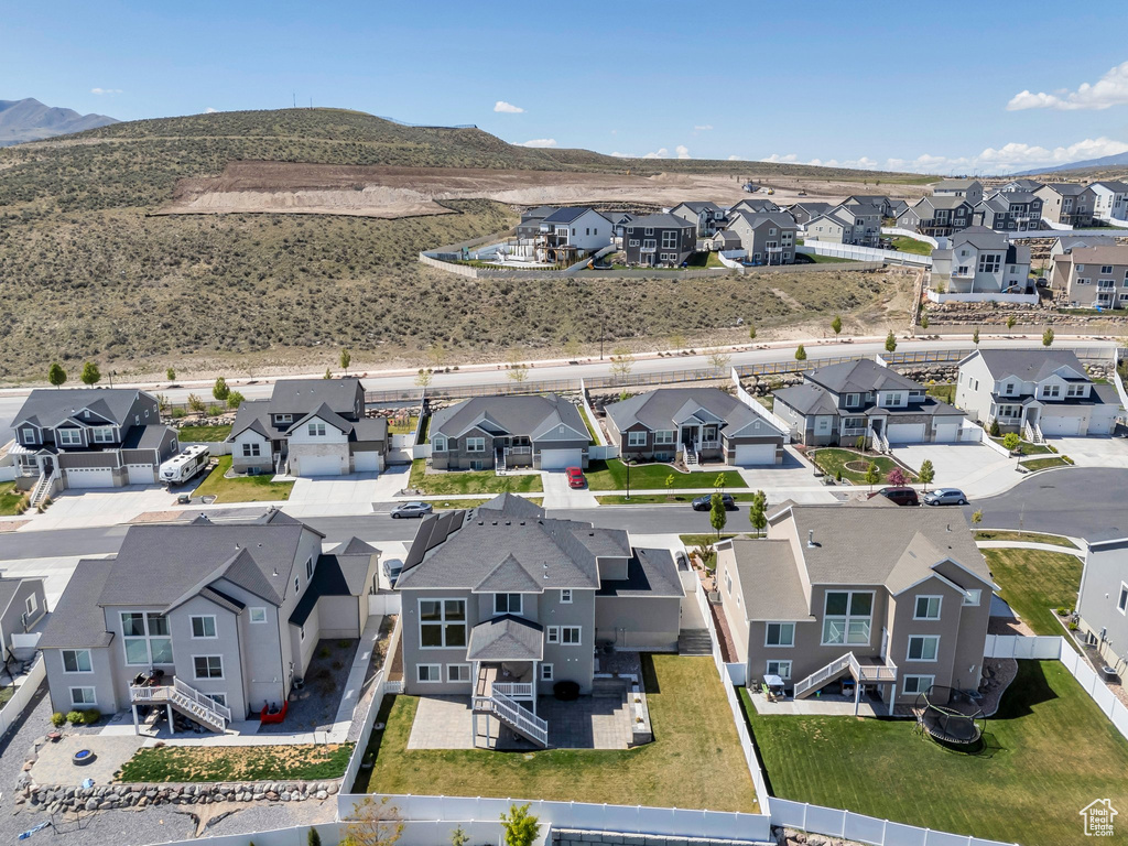 Bird\\\'s eye view with a mountain view and a residential view