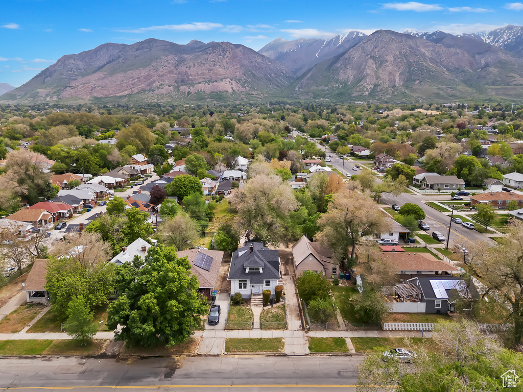 Aerial view featuring a mountain view and a residential view