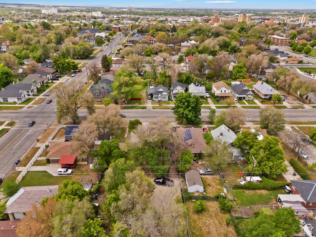 Bird\'s eye view with a residential view