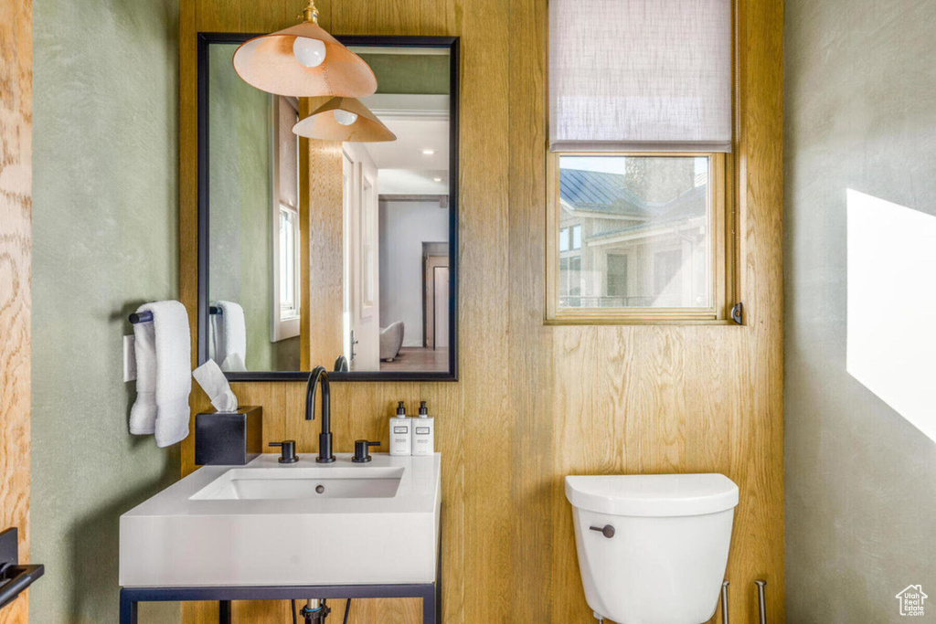 Bathroom featuring a sink and toilet