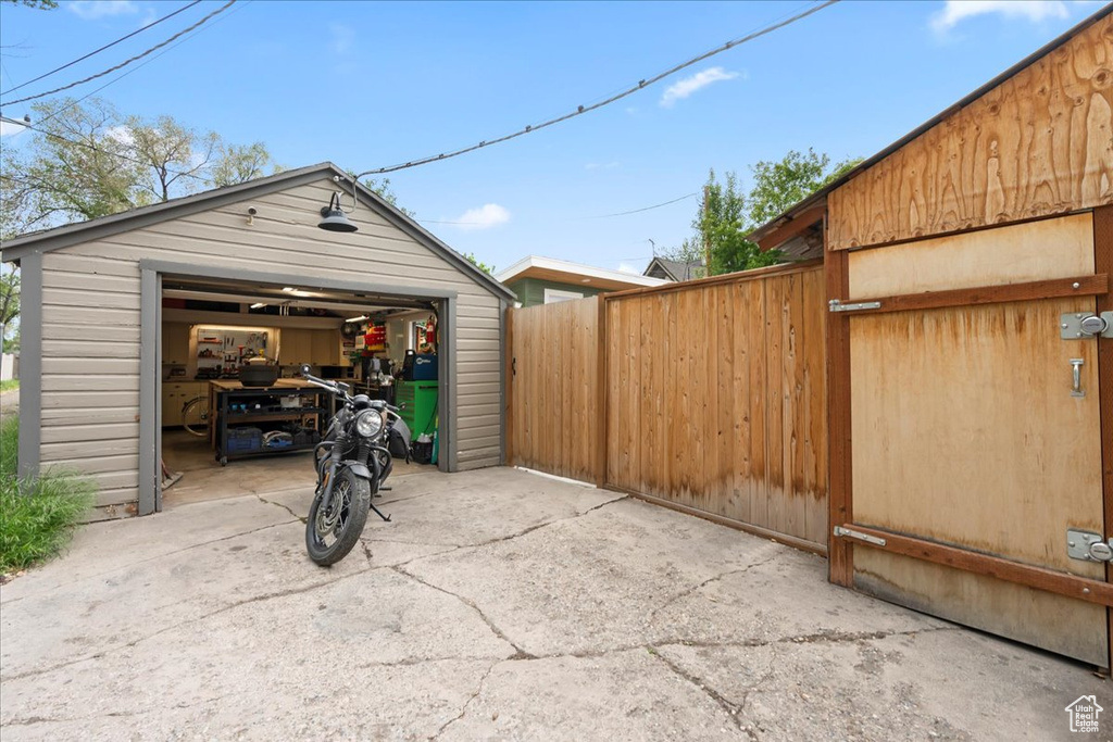 Detached garage with fence
