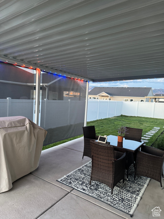 View of patio / terrace with outdoor dining space