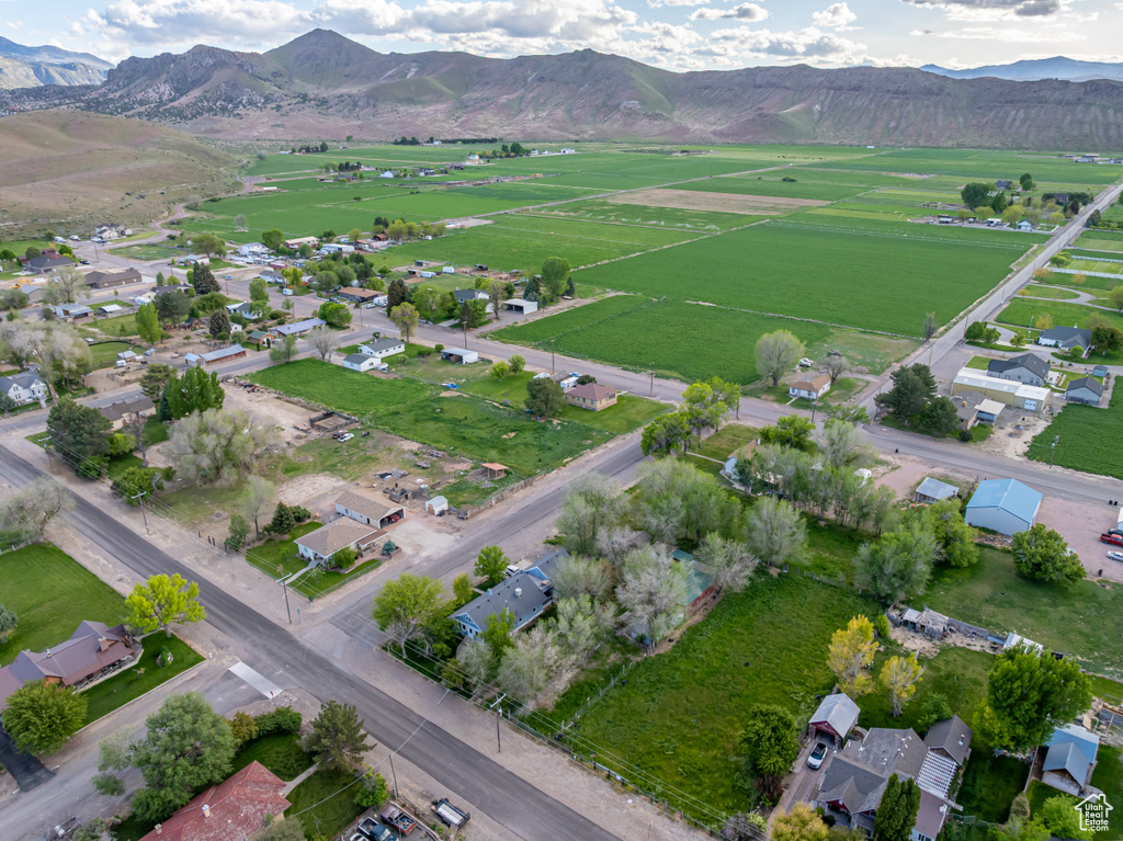 View of property location featuring a mountainous background