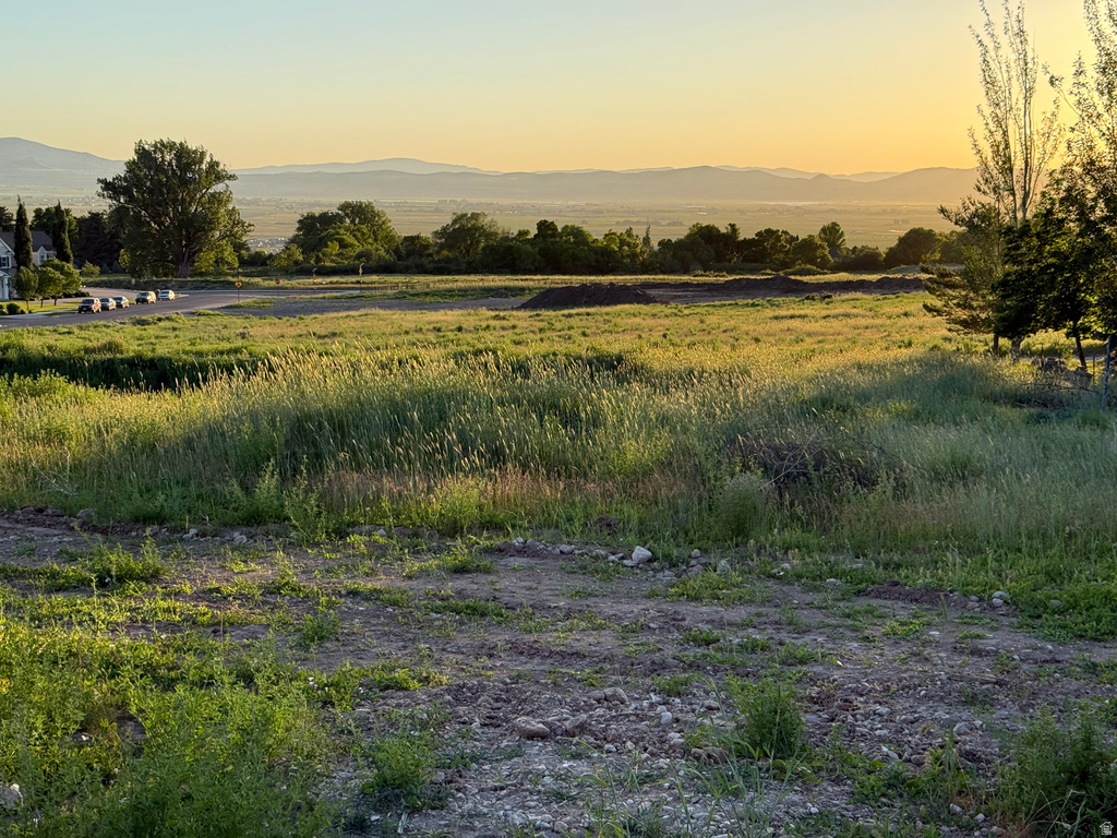 1135 E 245 N Hyde Park, UT 84318