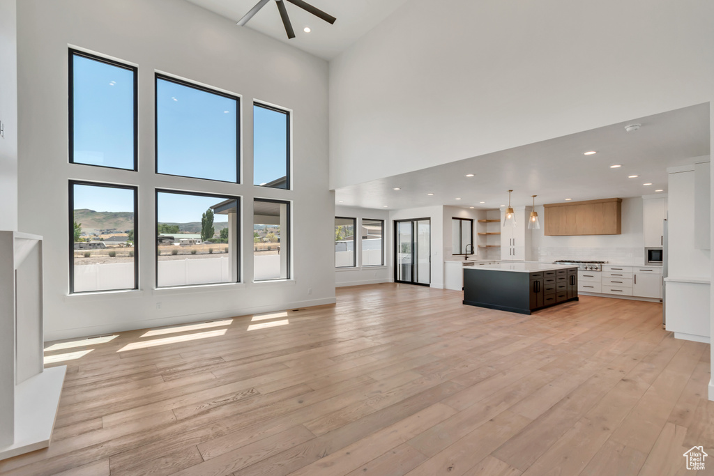 7263 W HALL CROSSING DR Herriman, UT 84096