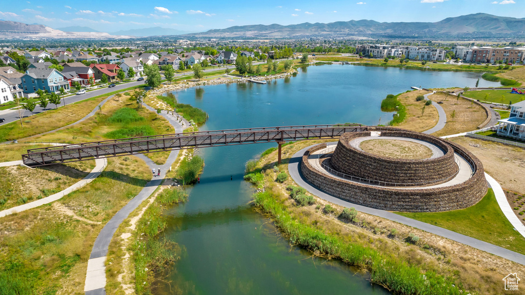 Aerial view with a water and mountain view