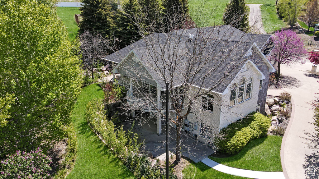 Birds eye view of property