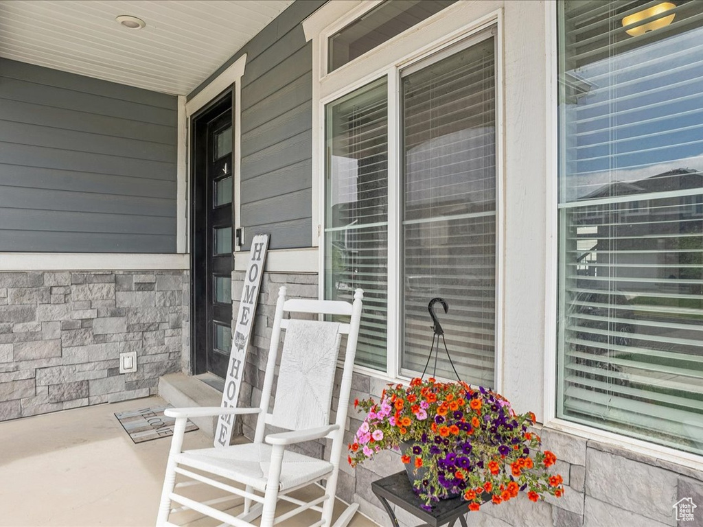 View of patio / terrace with covered porch