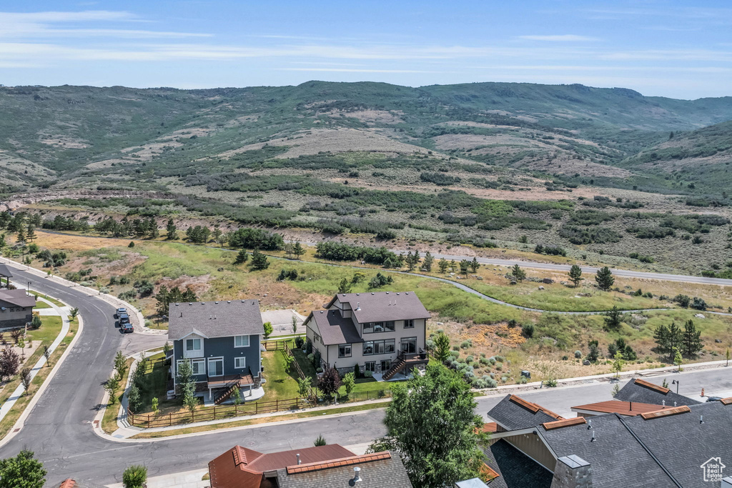 Bird\\\\\\\'s eye view featuring a mountain view