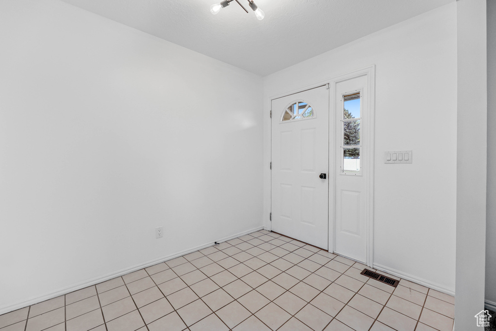Entryway with baseboards