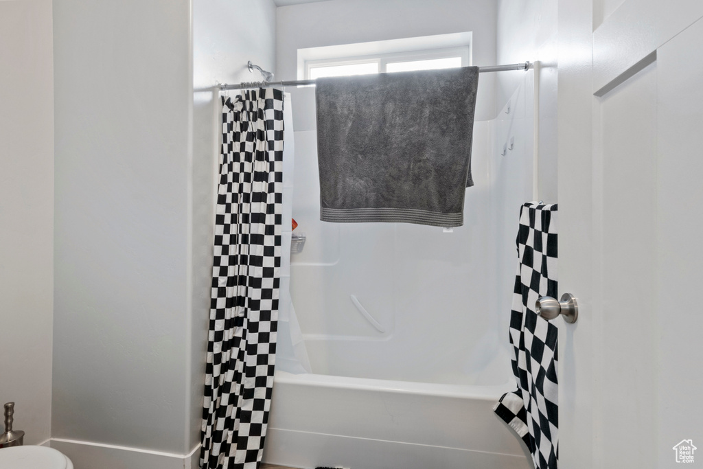 Full bathroom with toilet