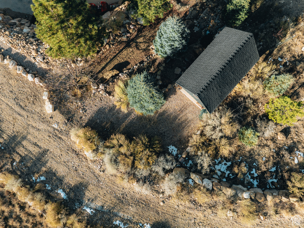Aerial view of property and surrounding area