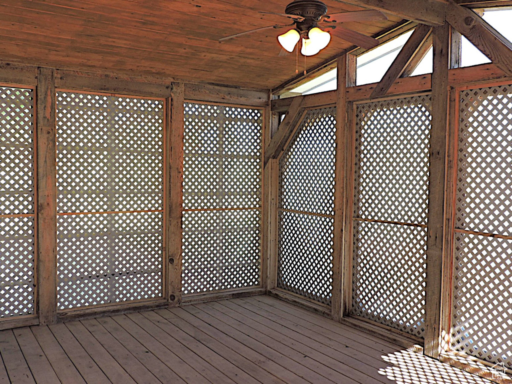 Storage with ceiling fan