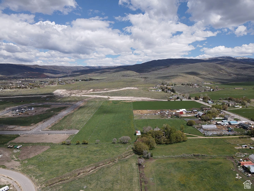 Overview of rural landscape with mountains