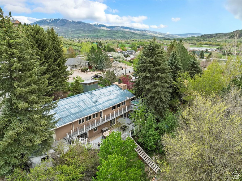 View from above of property featuring mountains