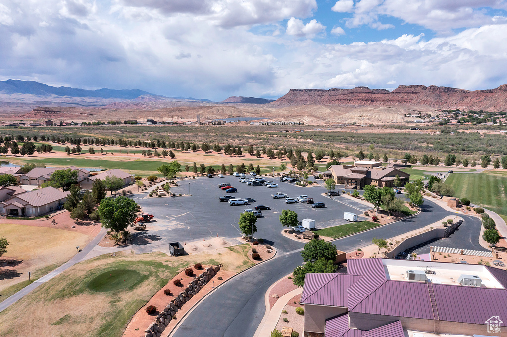 Bird\'s eye view of a mountain backdrop