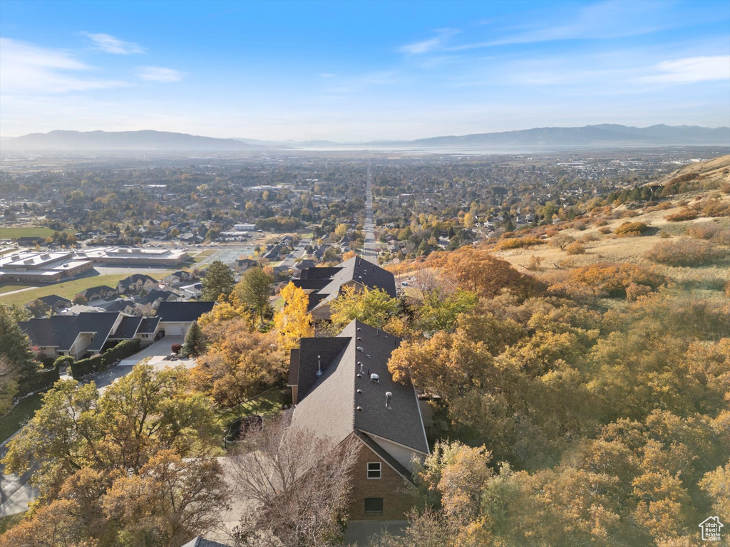 Bird\'s eye view with a mountain view and a residential view