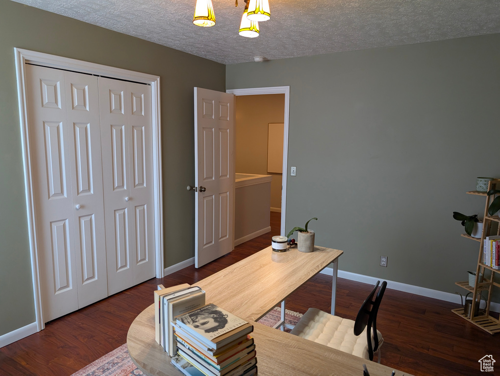 4798 S SAXONY CIR Holladay, UT 84117