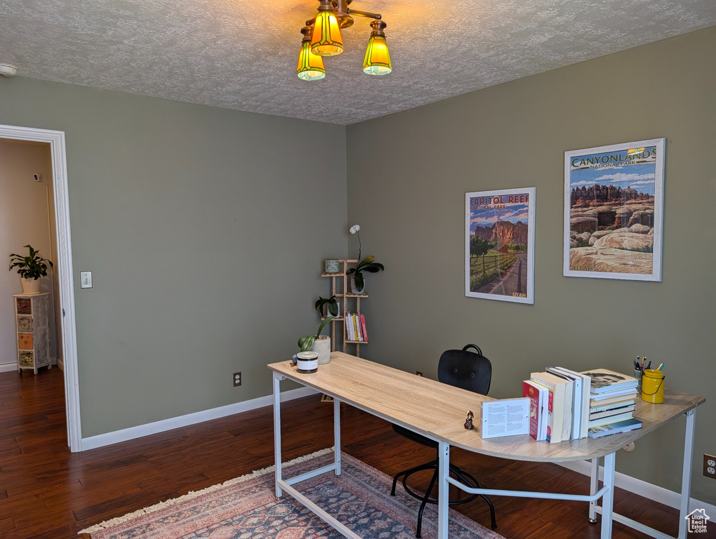4798 S SAXONY CIR Holladay, UT 84117