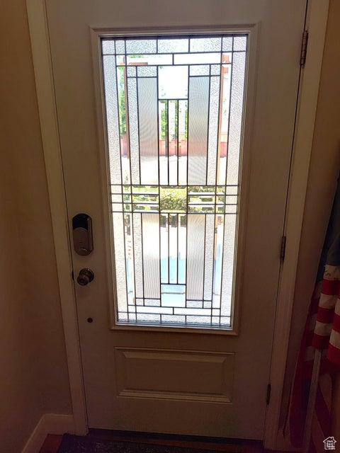 Detailed view of baseboards