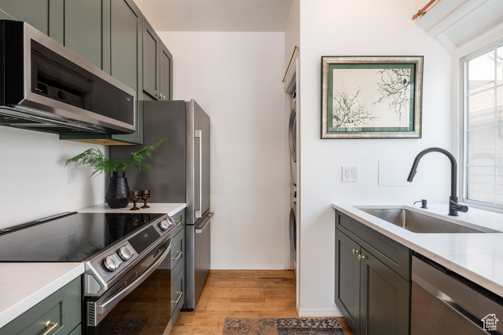 1443 W SPINNAKER ROW Taylorsville, UT 84123