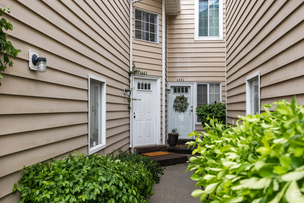 View of property entrance